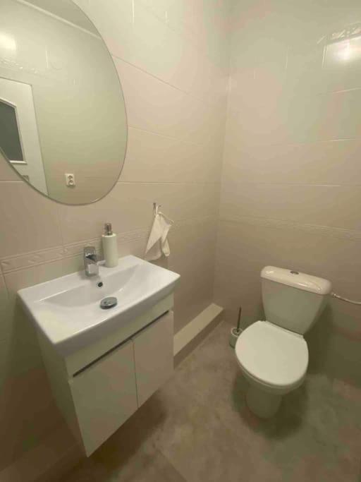 Apartament Przytulny Dom z Kominkiem i Siłownią blisko Zatoki Reda Zewnętrze zdjęcie